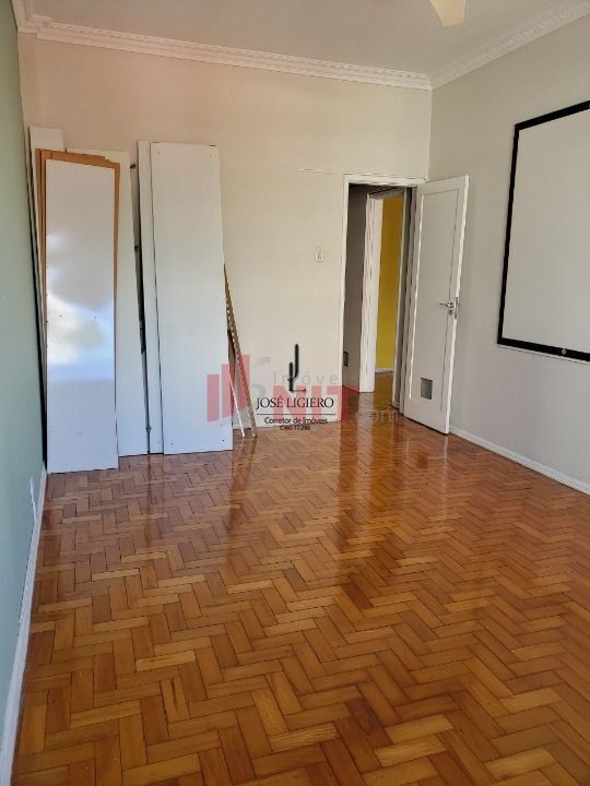 Apartamento à venda com 2 quartos, 80m² - Foto 7