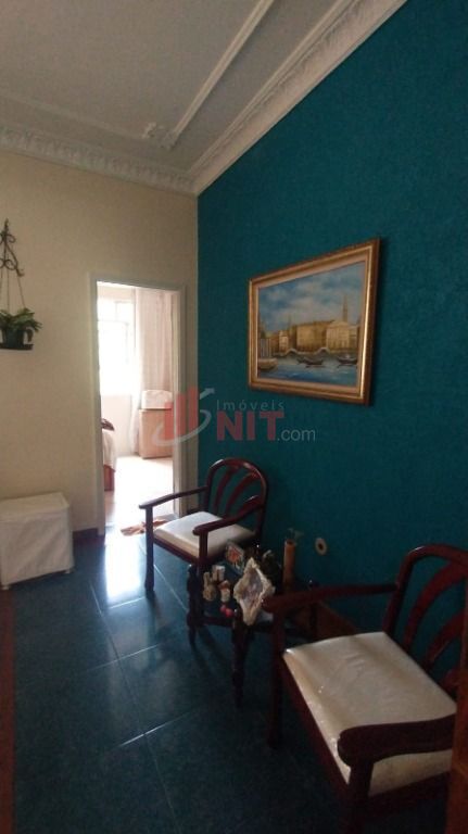 Apartamento à venda com 2 quartos, 65m² - Foto 4