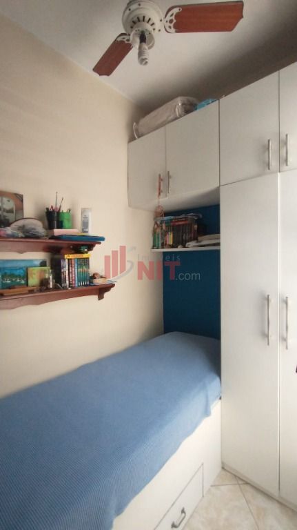 Apartamento à venda com 2 quartos, 65m² - Foto 11