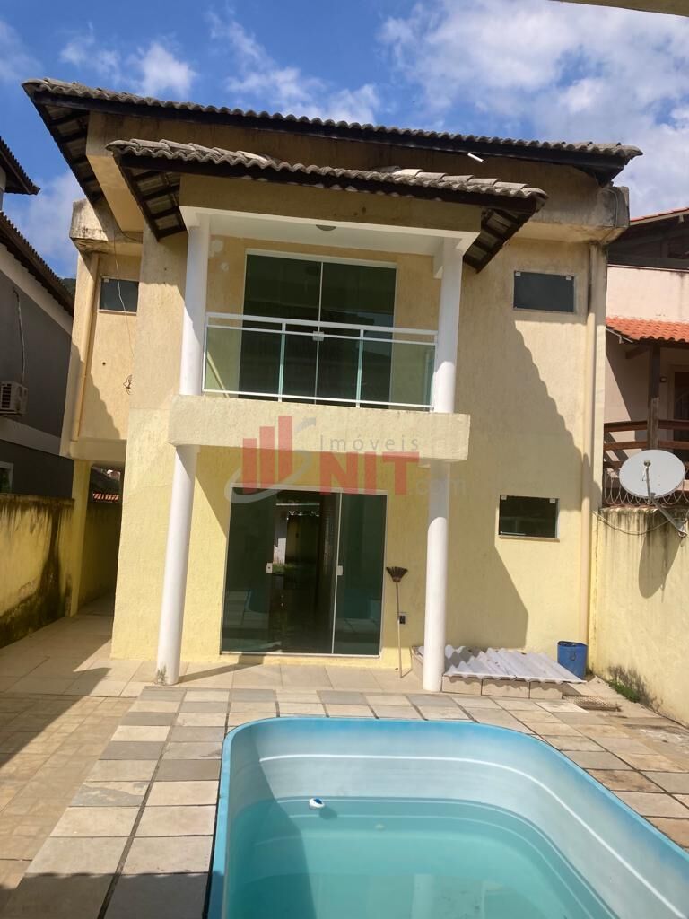 Casa à venda com 4 quartos, 230m² - Foto 20