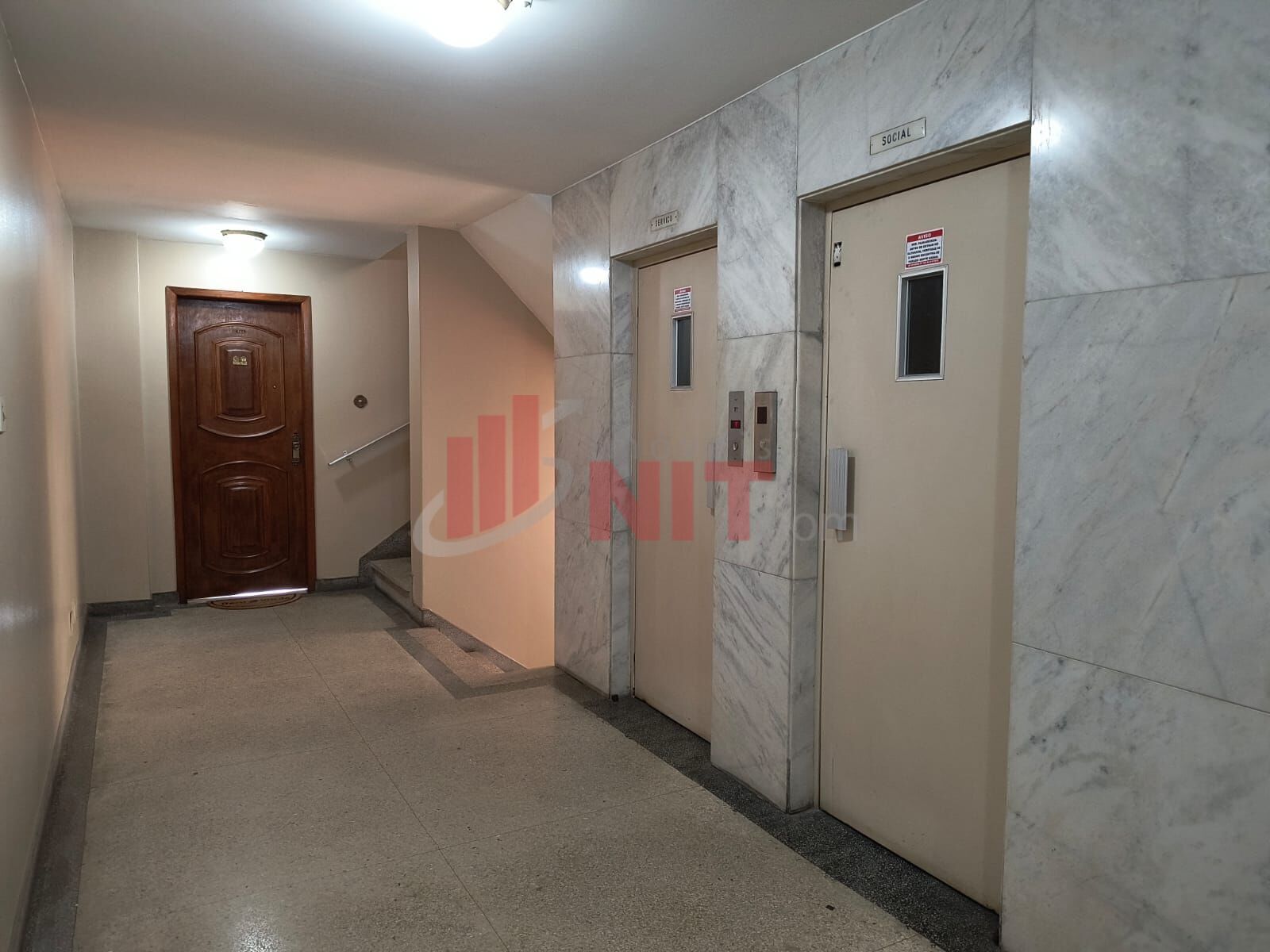 Apartamento à venda com 3 quartos, 150m² - Foto 12