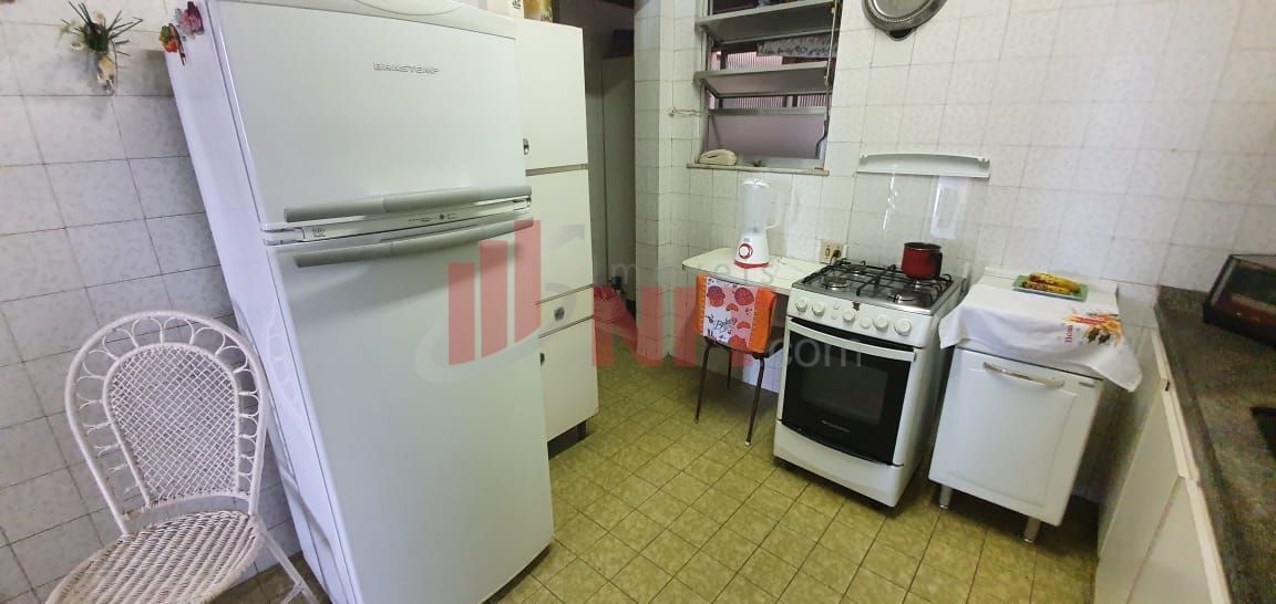 Apartamento à venda com 3 quartos, 150m² - Foto 35