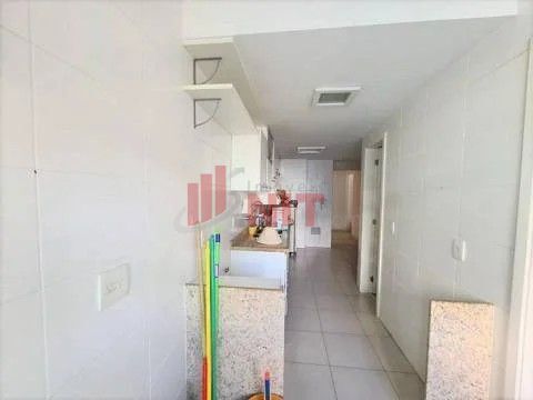 Apartamento à venda com 3 quartos, 130m² - Foto 12