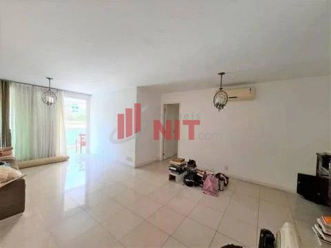 Apartamento à venda com 3 quartos, 130m² - Foto 15