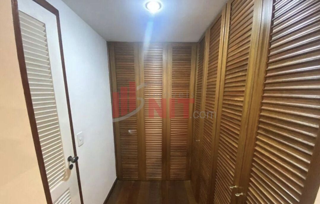 Apartamento à venda com 4 quartos, 280m² - Foto 20