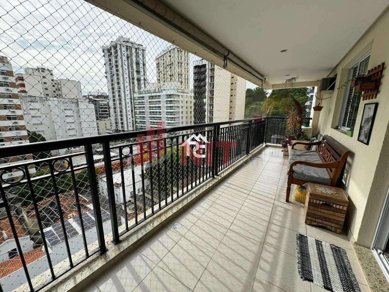 Apartamento à venda com 3 quartos, 100m² - Foto 3