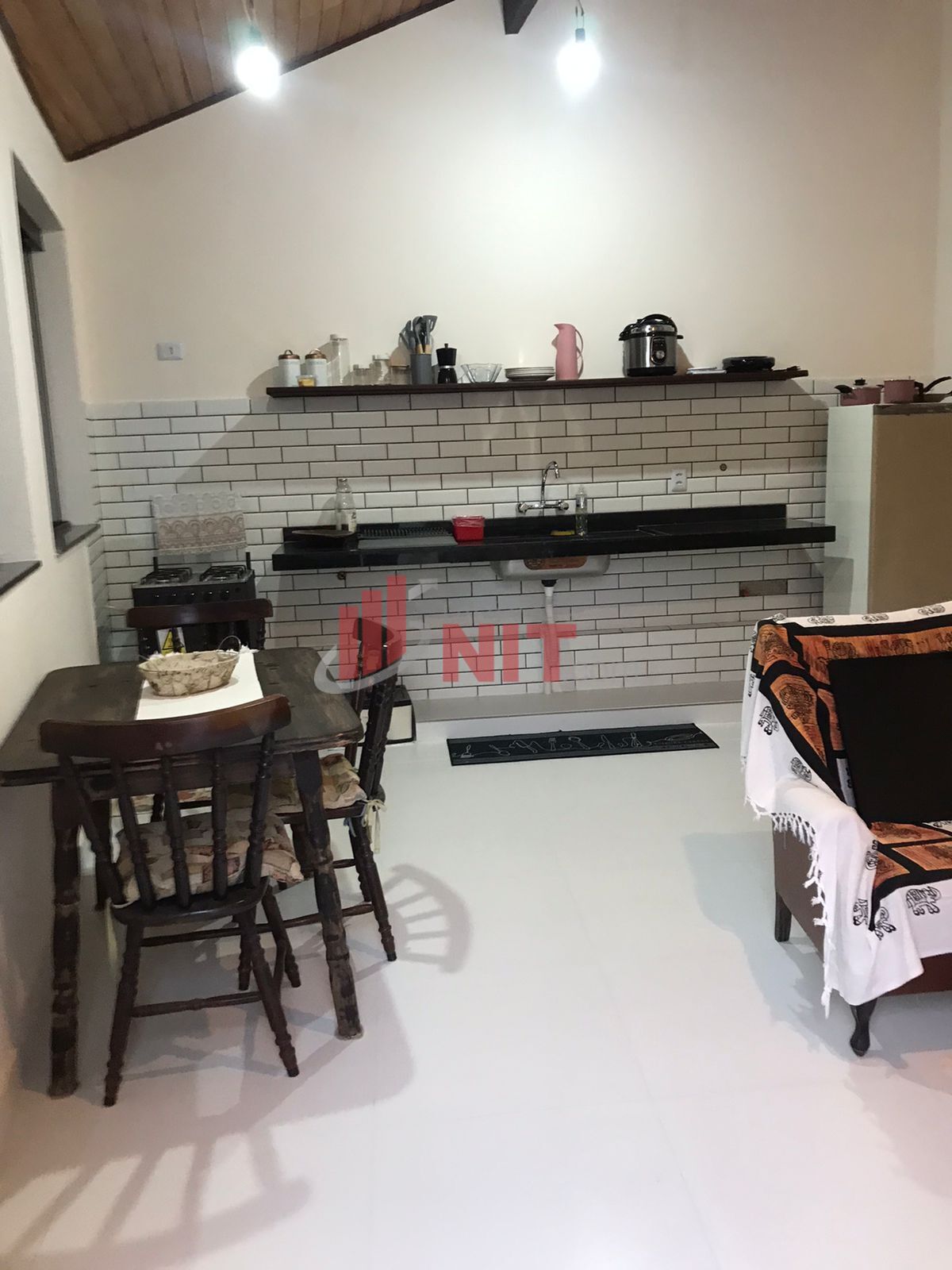 Casa de Condomínio à venda com 1 quarto, 55m² - Foto 4