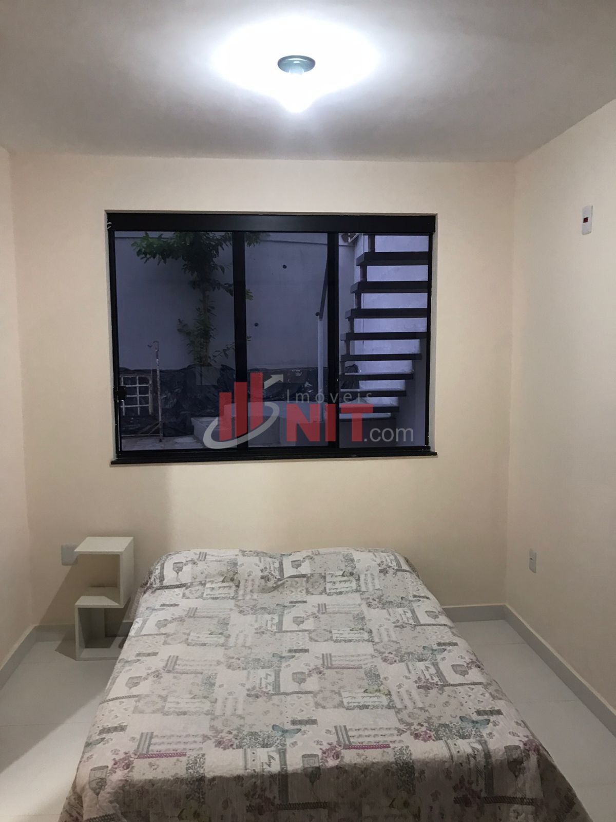 Casa de Condomínio à venda com 1 quarto, 55m² - Foto 11