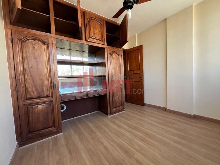 Apartamento à venda com 2 quartos, 70m² - Foto 6