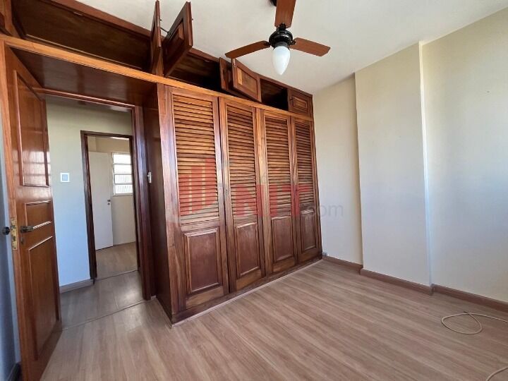 Apartamento à venda com 2 quartos, 70m² - Foto 7