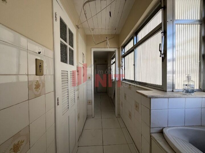 Apartamento à venda com 2 quartos, 70m² - Foto 13