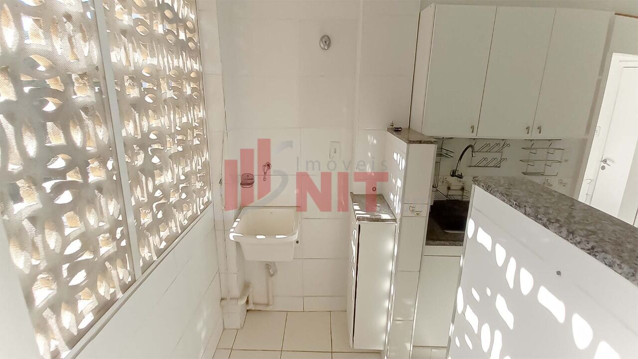 Apartamento à venda com 2 quartos, 65m² - Foto 12