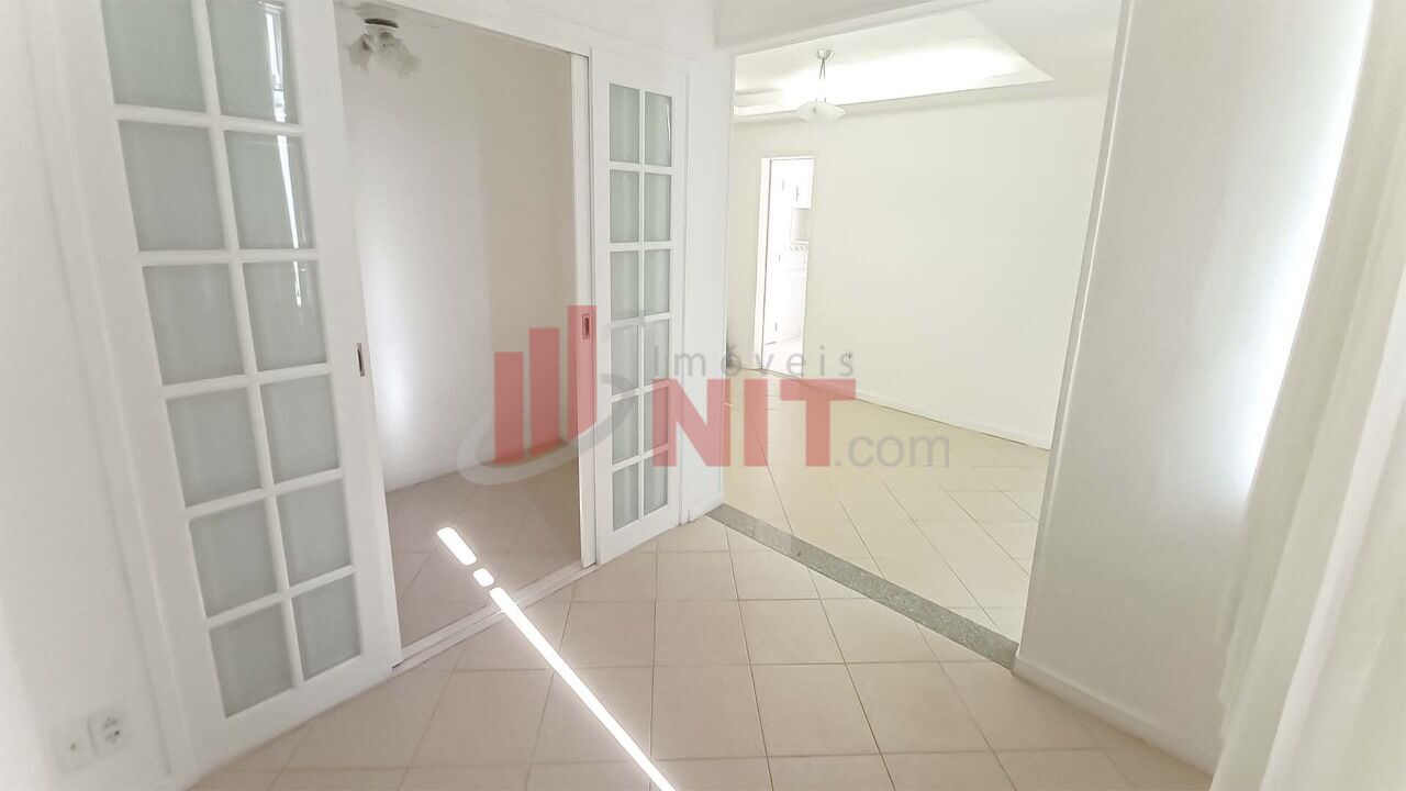 Apartamento à venda com 2 quartos, 65m² - Foto 5