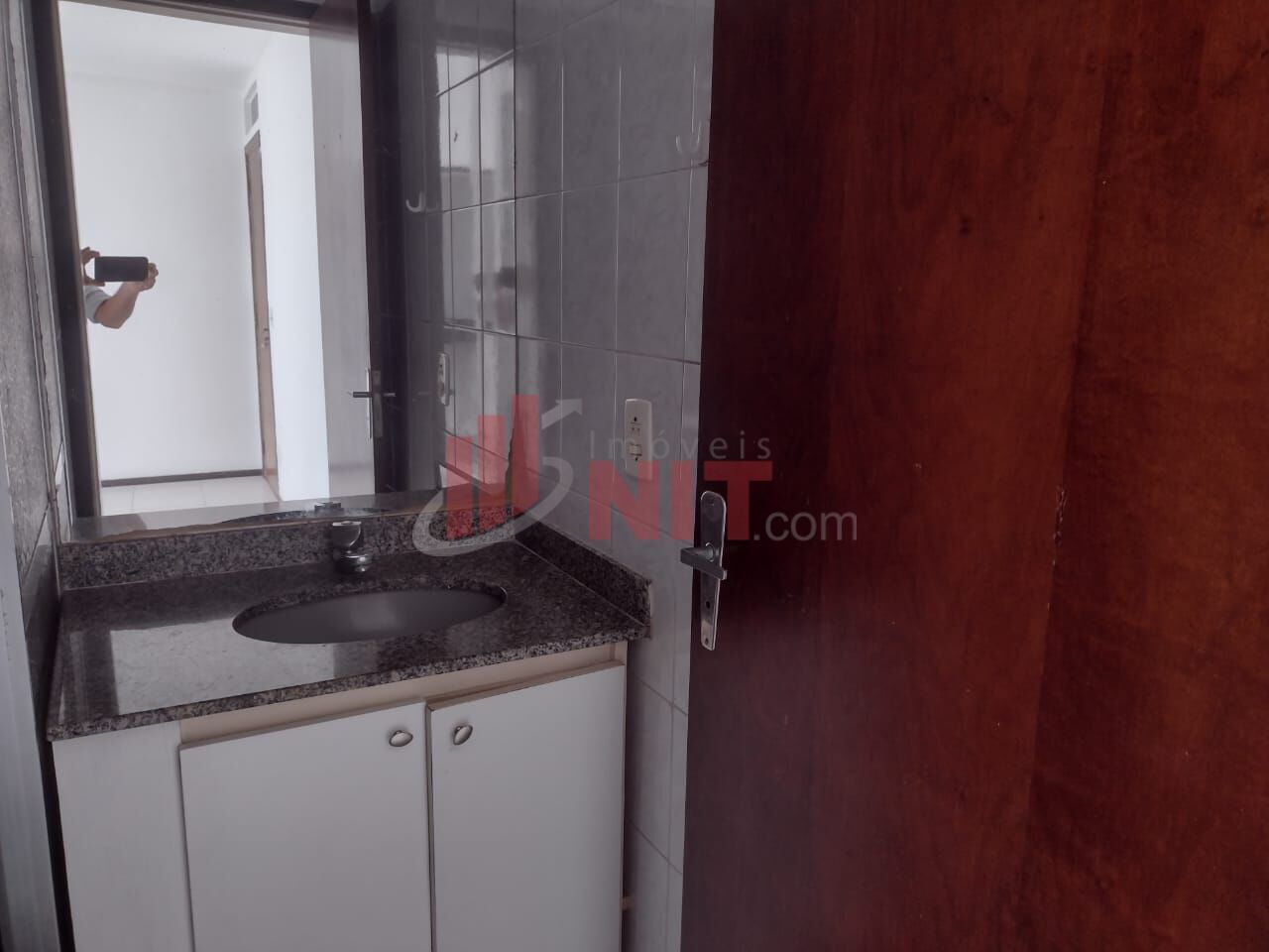 Apartamento à venda com 1 quarto, 45m² - Foto 13