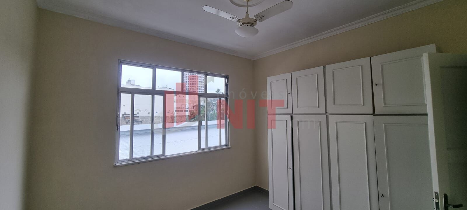 Apartamento à venda com 2 quartos, 65m² - Foto 17