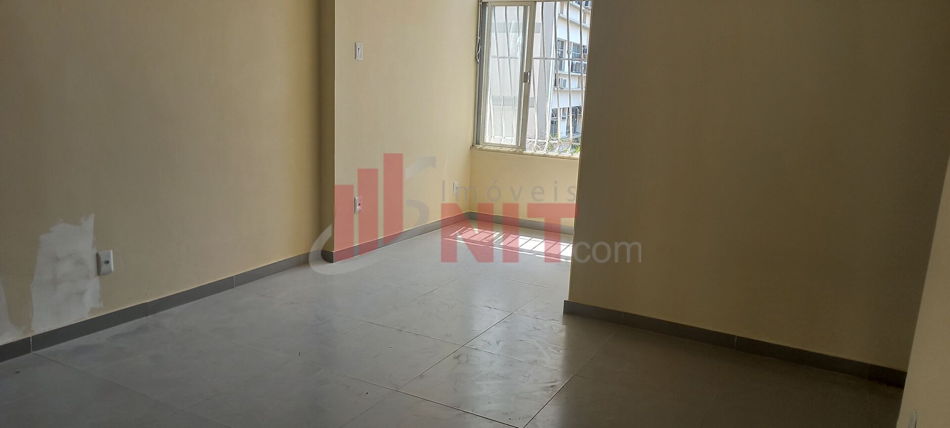 Apartamento à venda com 2 quartos, 65m² - Foto 12