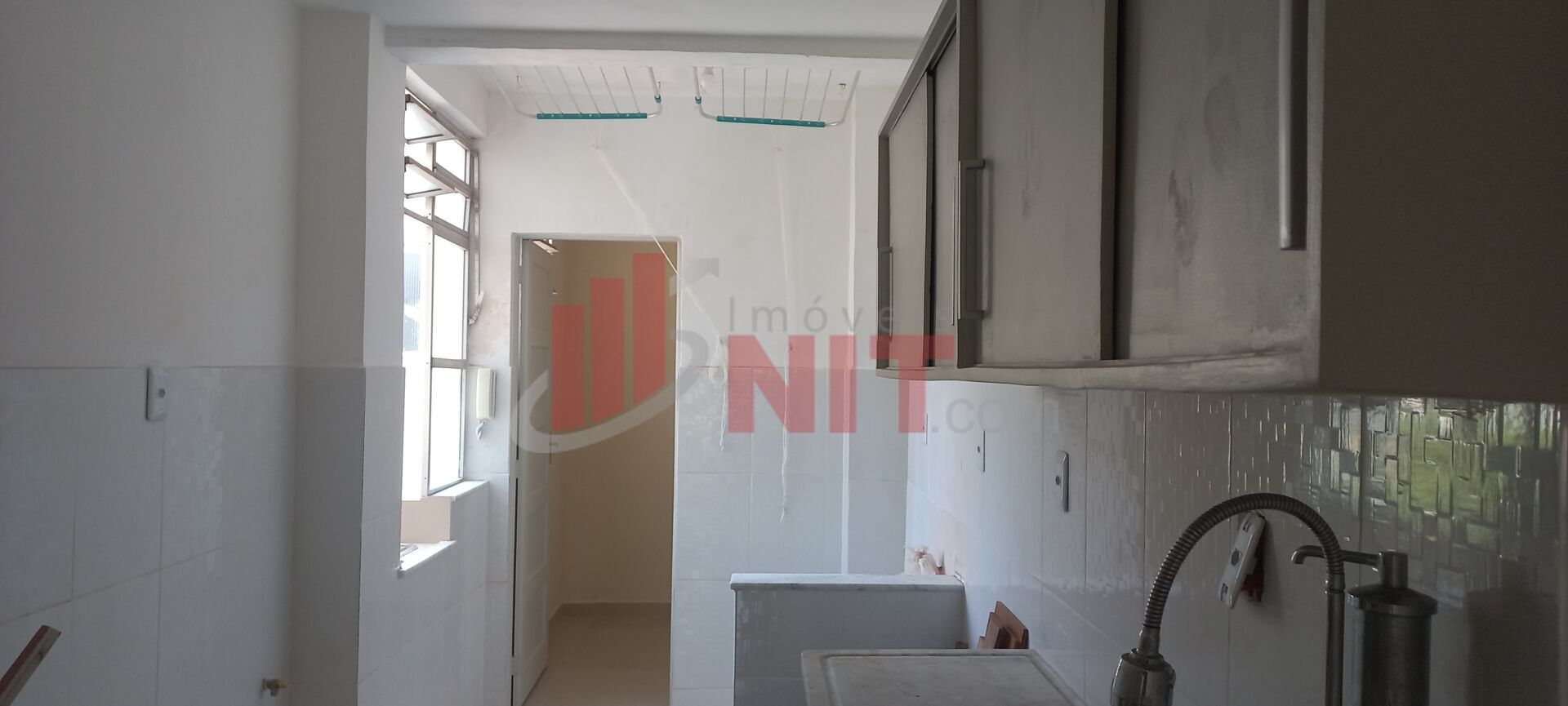 Apartamento à venda com 2 quartos, 65m² - Foto 24