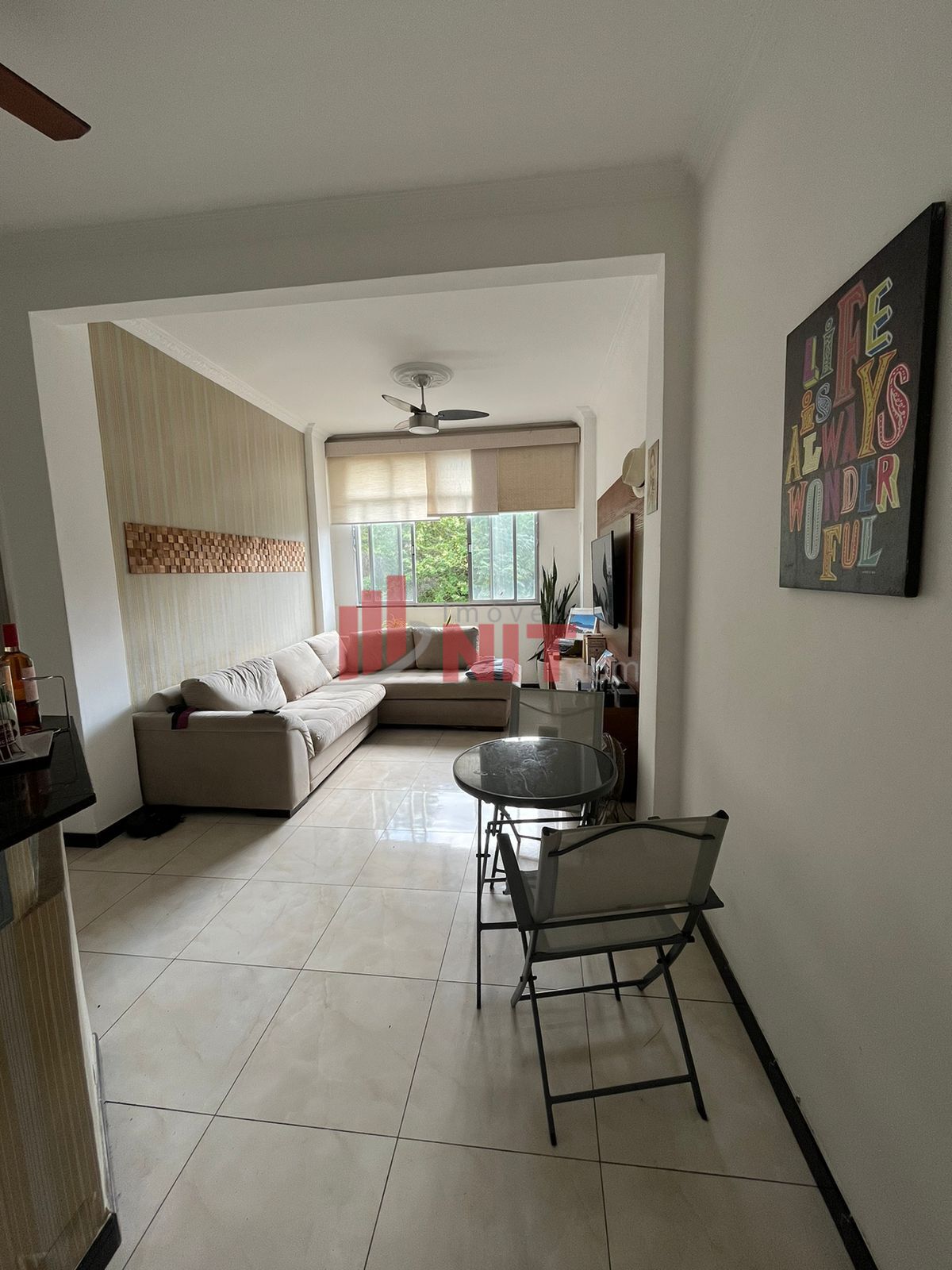 Apartamento à venda com 1 quarto, 50m² - Foto 4