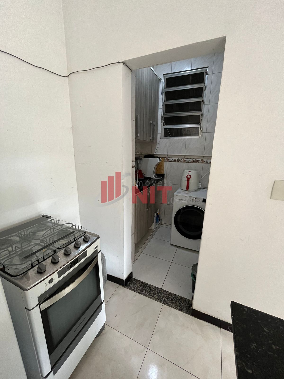 Apartamento à venda com 1 quarto, 50m² - Foto 12