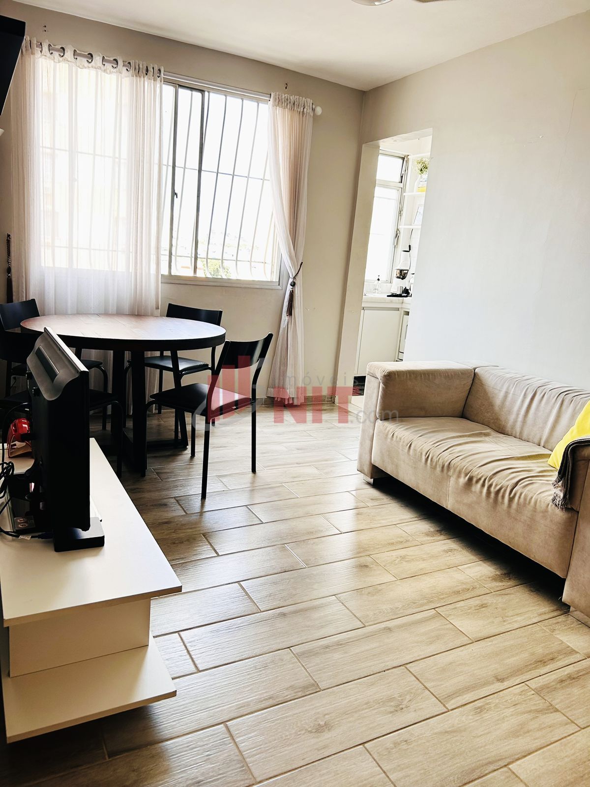 Apartamento à venda com 2 quartos, 60m² - Foto 4