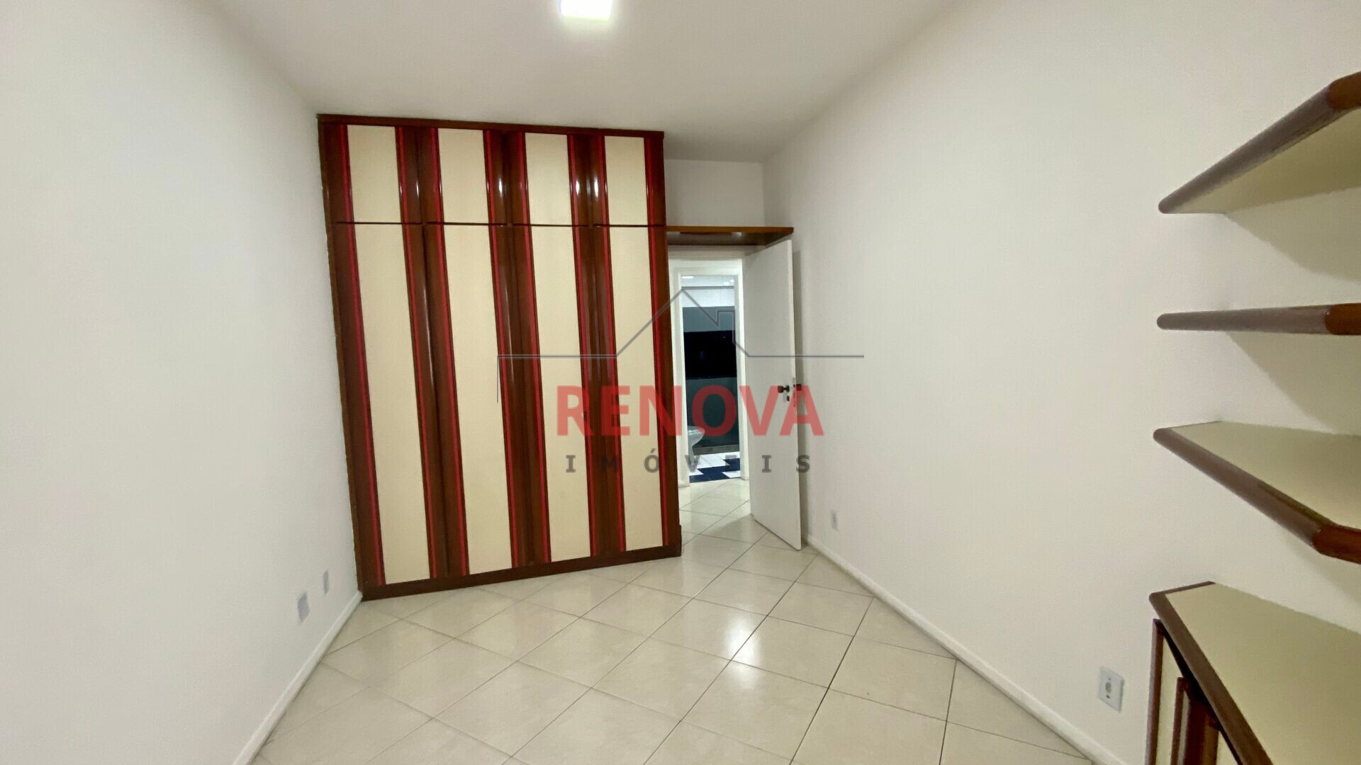 Apartamento para alugar com 4 quartos, 182m² - Foto 27