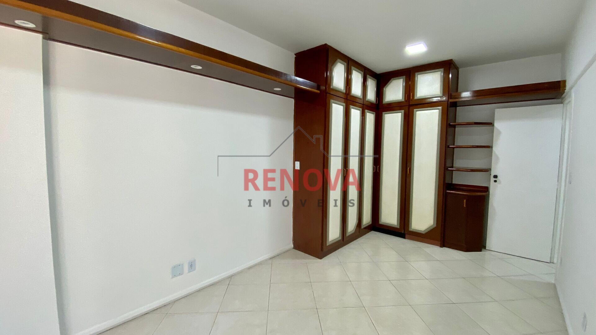 Apartamento para alugar com 4 quartos, 182m² - Foto 26