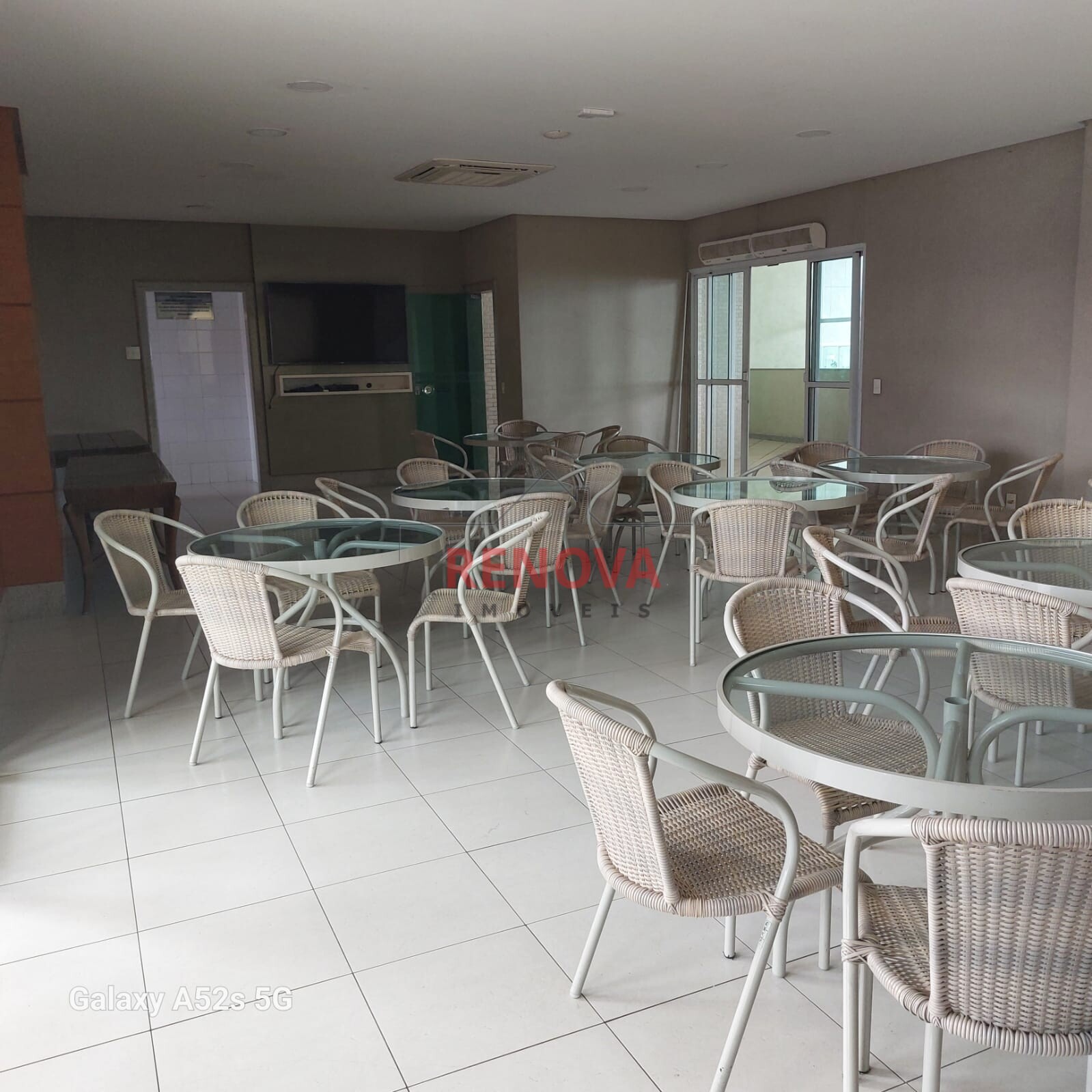 Apartamento à venda com 4 quartos, 210m² - Foto 23