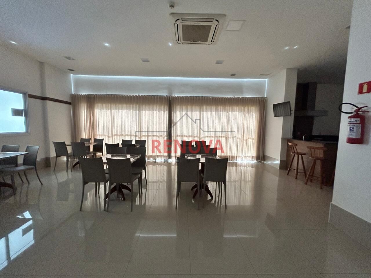 Apartamento para alugar com 2 quartos, 66m² - Foto 14