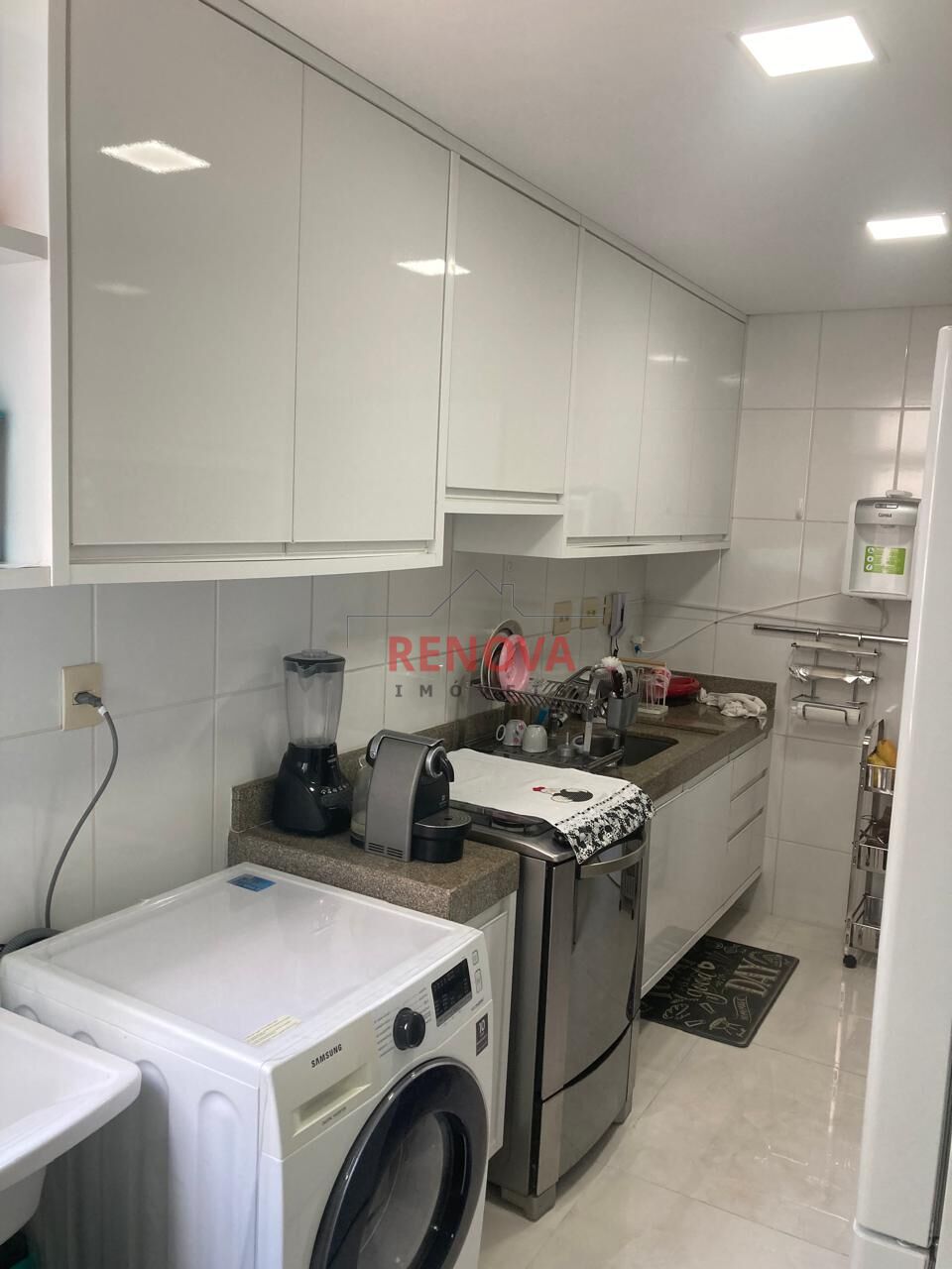 Apartamento à venda com 3 quartos, 123m² - Foto 3