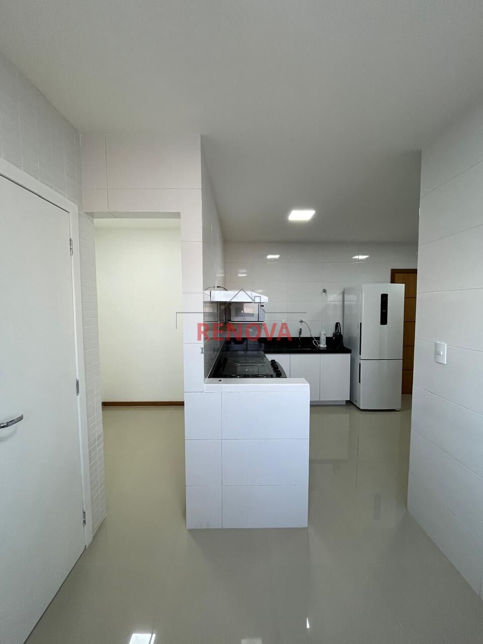 Apartamento para alugar com 3 quartos, 120m² - Foto 7