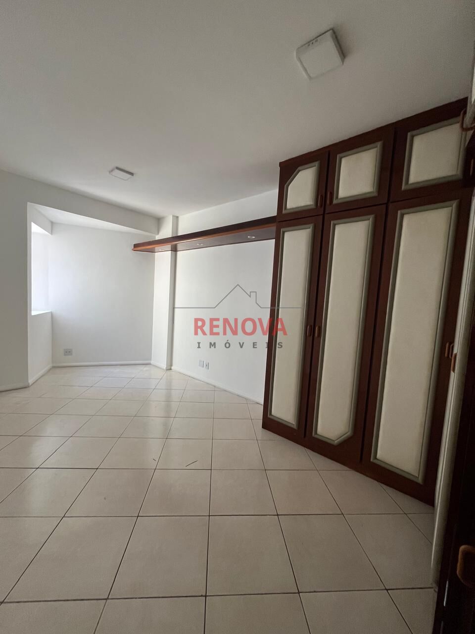 Apartamento para alugar com 4 quartos, 182m² - Foto 9