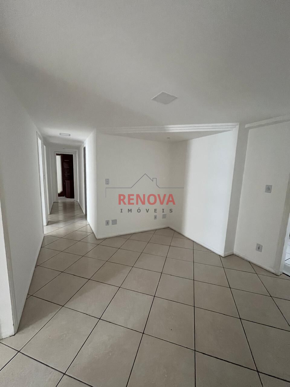 Apartamento para alugar com 4 quartos, 182m² - Foto 3