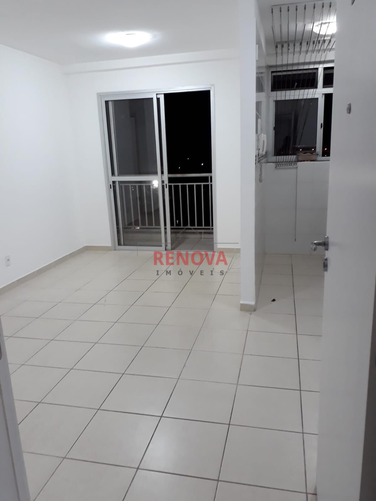 Apartamento à venda com 2 quartos, 50m² - Foto 4