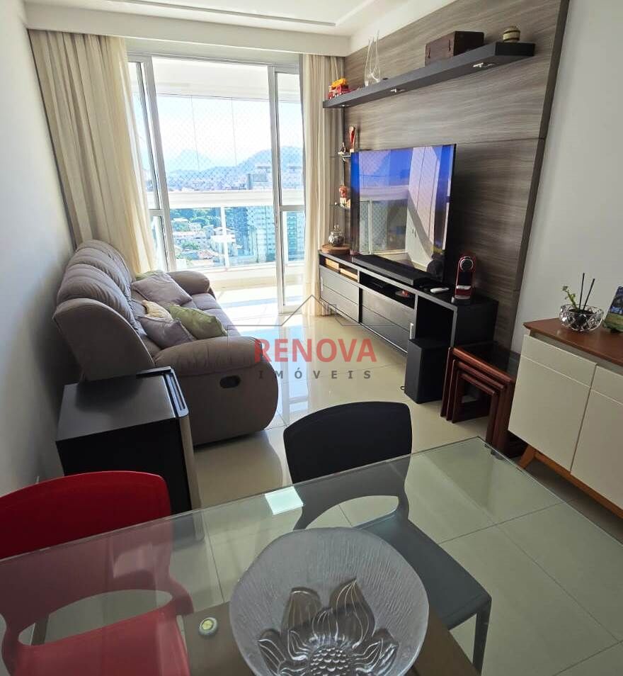 Apartamento à venda com 2 quartos, 93m² - Foto 1