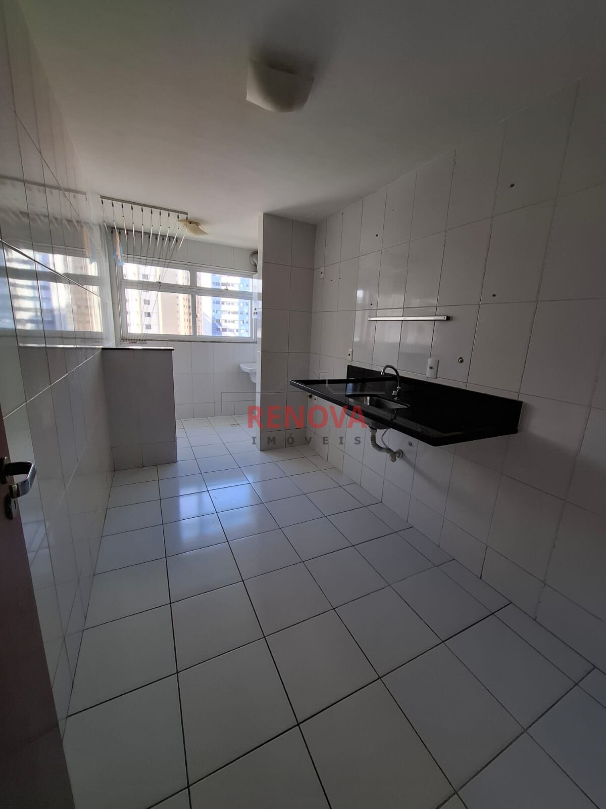 Apartamento à venda com 2 quartos, 75m² - Foto 16