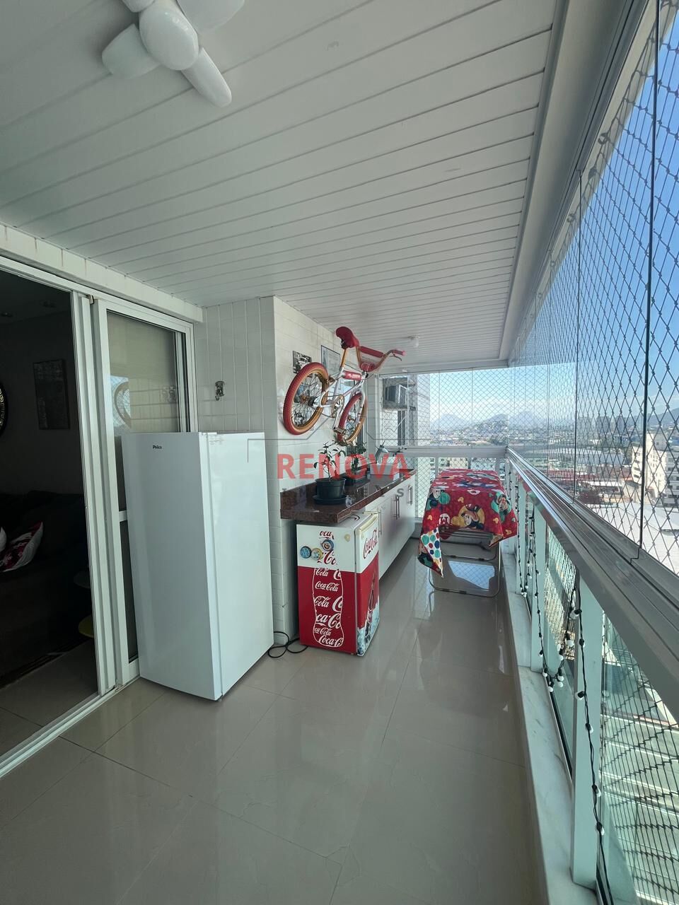 Apartamento à venda com 3 quartos, 114m² - Foto 3