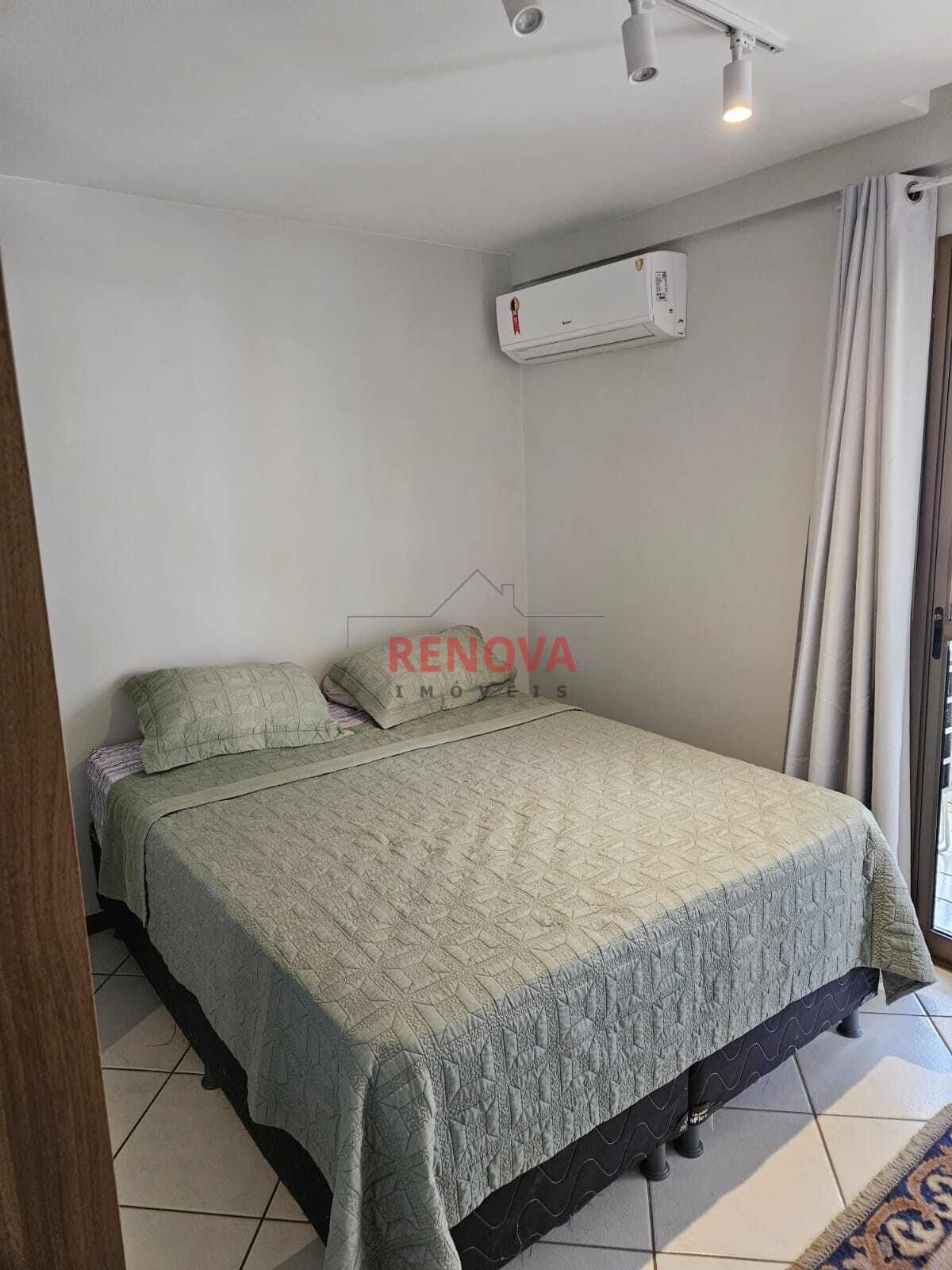 Apartamento à venda com 2 quartos, 90m² - Foto 5