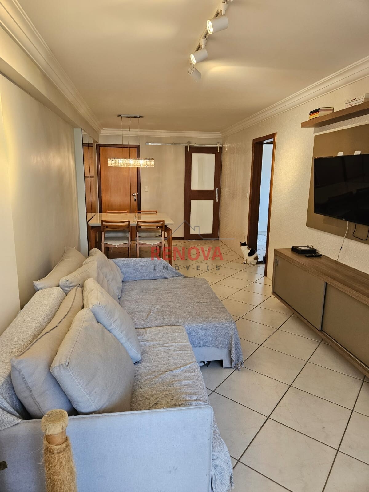 Apartamento à venda com 2 quartos, 90m² - Foto 1