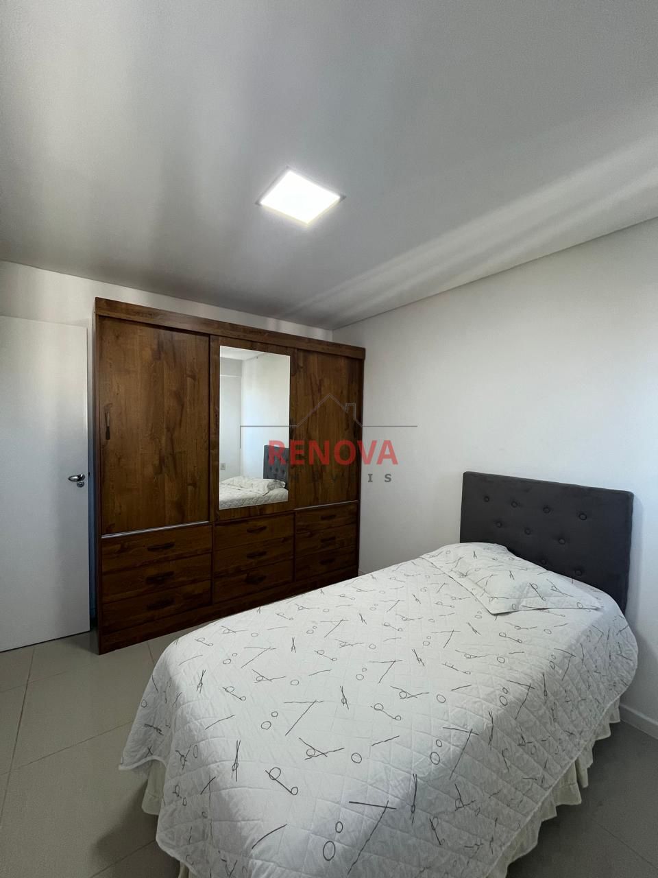 Apartamento à venda com 3 quartos, 123m² - Foto 7