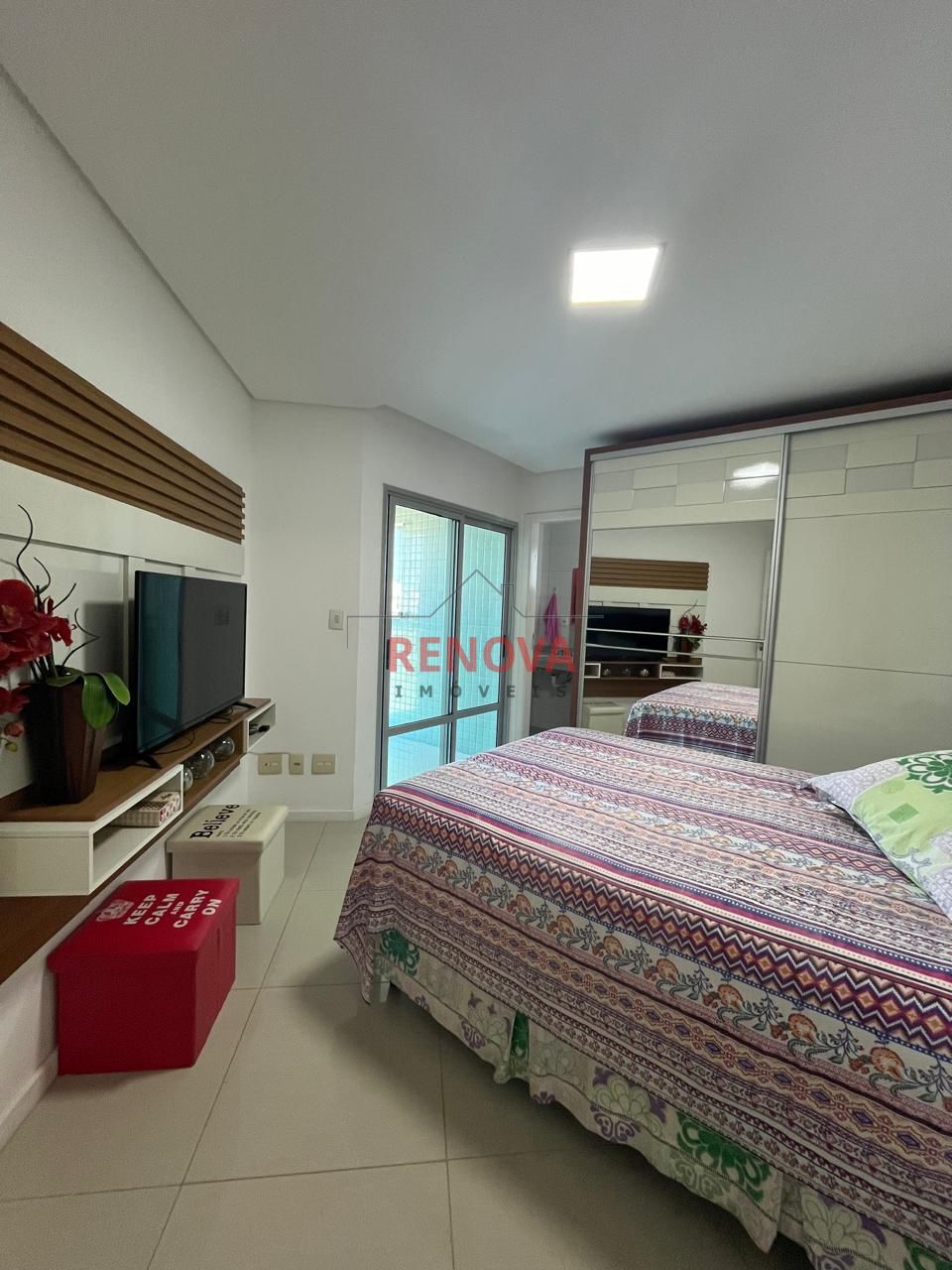 Apartamento à venda com 3 quartos, 123m² - Foto 5