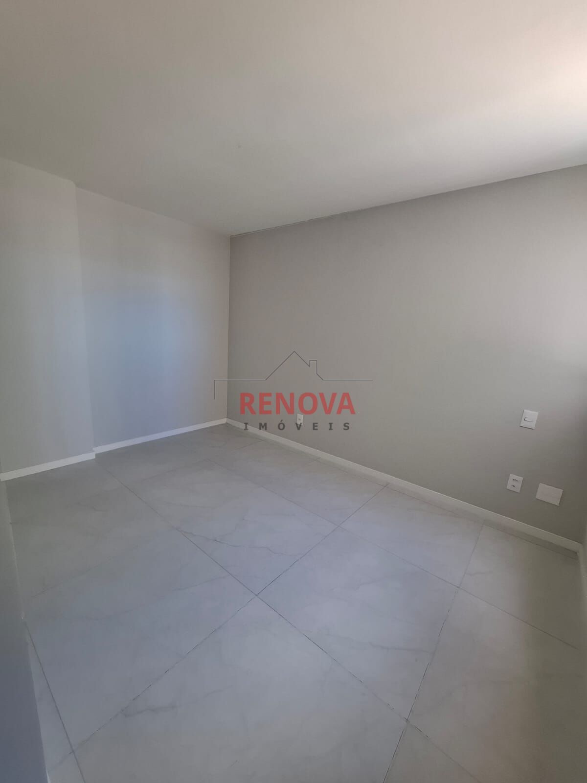 Apartamento à venda com 2 quartos, 62m² - Foto 7