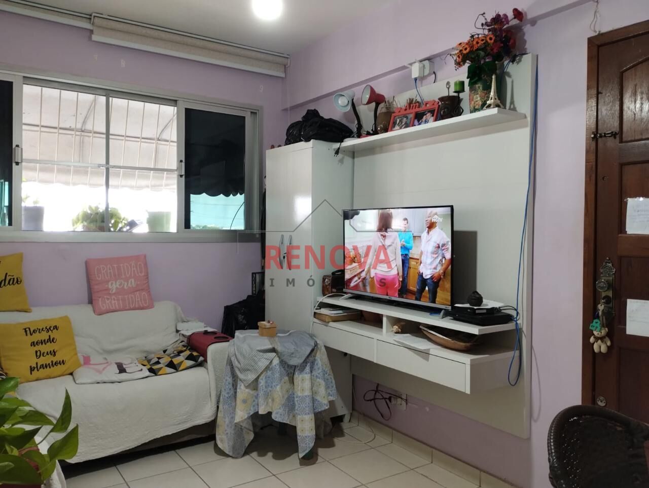 Apartamento à venda com 2 quartos, 64m² - Foto 2