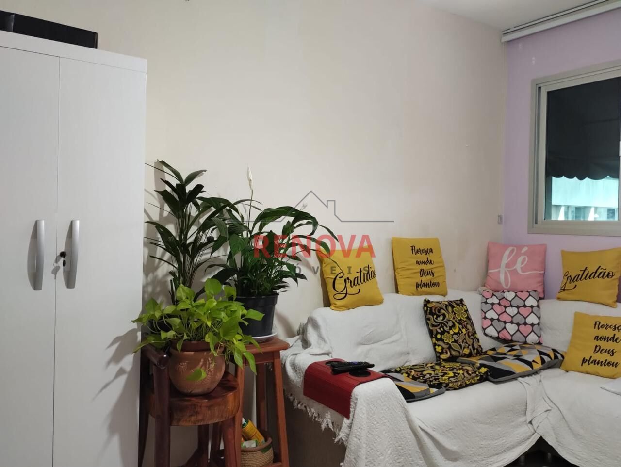 Apartamento à venda com 2 quartos, 64m² - Foto 1