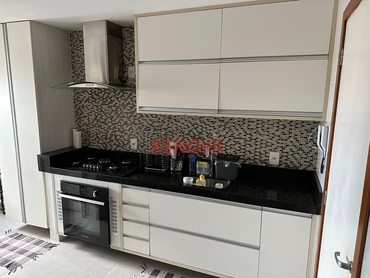 Apartamento à venda com 3 quartos, 107m² - Foto 17