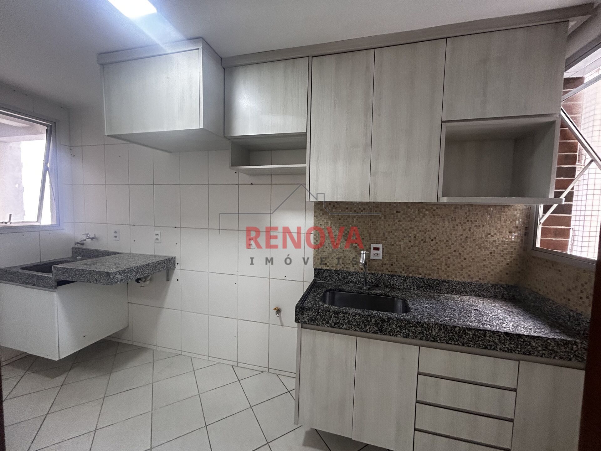 Apartamento para alugar com 2 quartos, 70m² - Foto 5