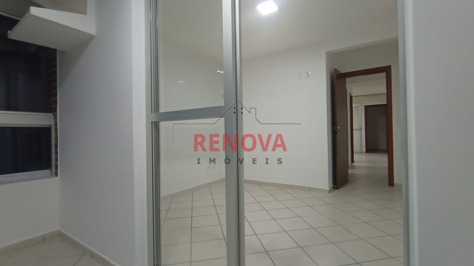 Apartamento para alugar com 2 quartos, 70m² - Foto 10