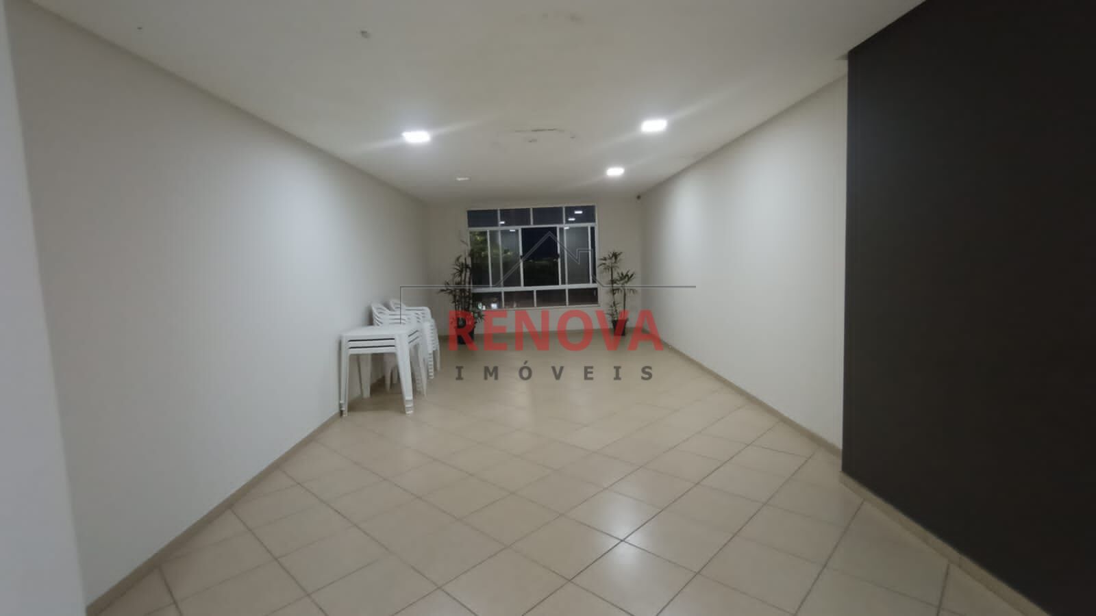 Apartamento para alugar com 2 quartos, 70m² - Foto 13