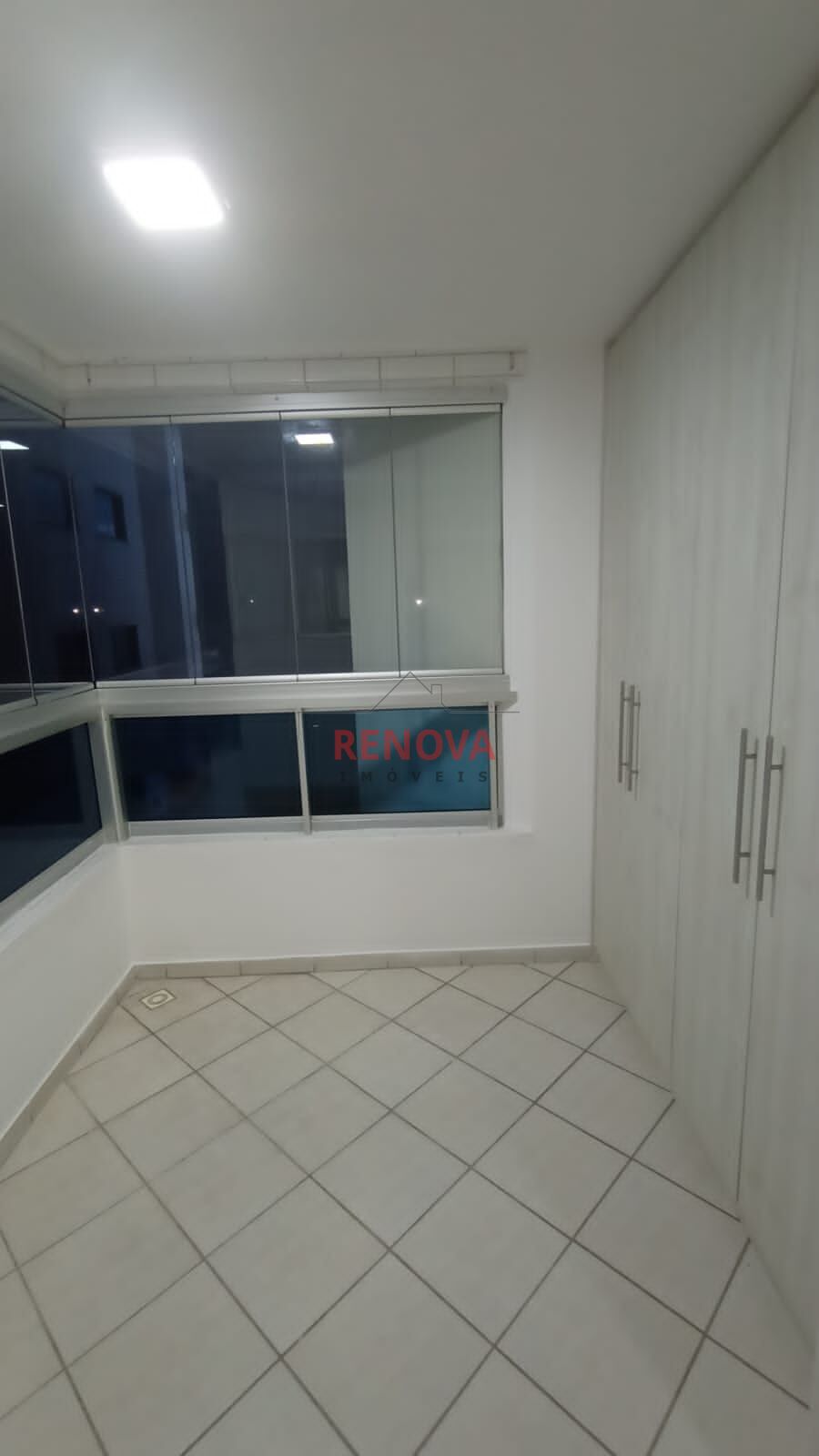 Apartamento para alugar com 2 quartos, 70m² - Foto 7