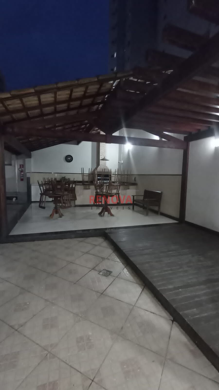 Apartamento para alugar com 2 quartos, 70m² - Foto 12