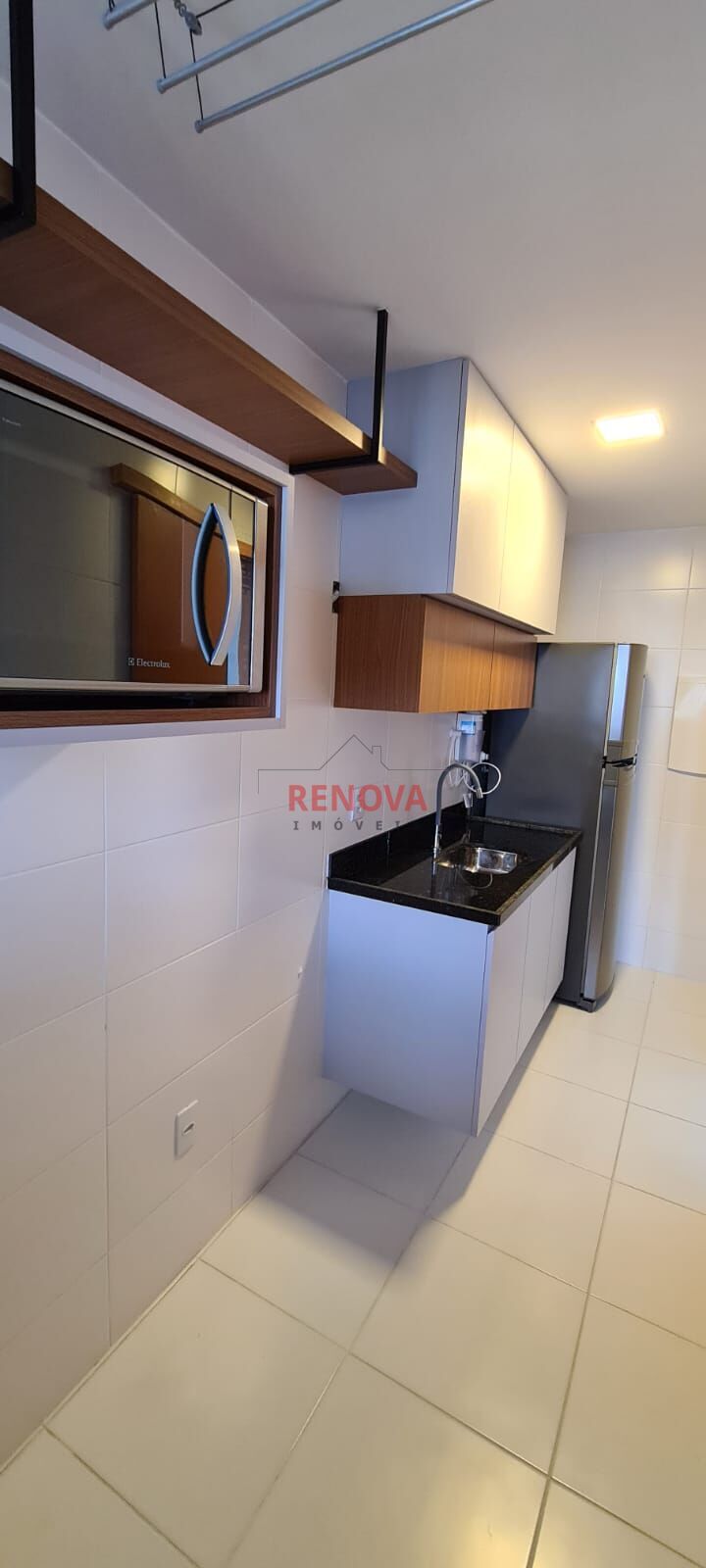 Apartamento à venda com 2 quartos, 60m² - Foto 3